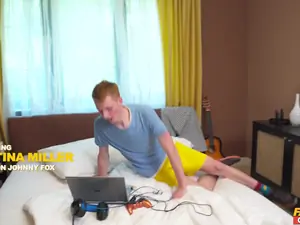 Fakehub Originals - Paramedic helps teen with his erection - 09/09/2021