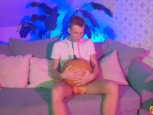 Fakehub Originals - Pumping Pumpkins - 10/28/2021