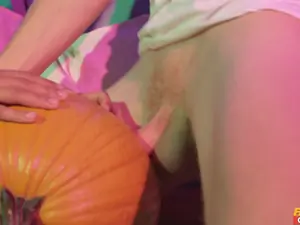 Fakehub Originals - Pumping Pumpkins - 10/28/2021