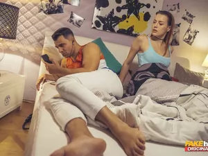 Fakehub Originals - Fake Family: Redhead Step-Sister - 11/02/2019