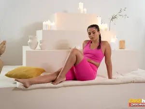 Fakehub Originals - Meditate Her Ass - 12/29/2022