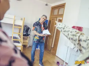 Fake Hostel - Pajama Party - 12/06/2019