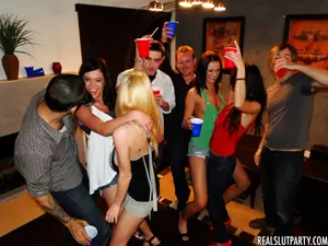 Real Slut Party - In a Private Room - 04/06/2010