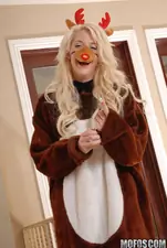 She's A Freak - Getting Ready For Santa - 12/22/2010