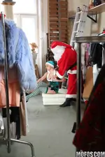 Pervs On Patrol - Santa's Back Store - 12/23/2010