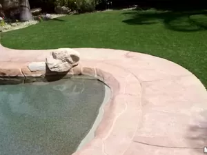 Drone Hunter - Poolside Banging - 11/28/2014