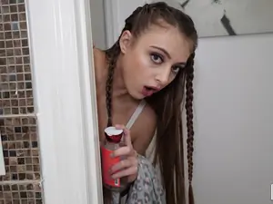 Girls Gone Pink - Cumming in the Communal Showers - 02/11/2019