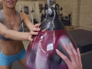 Girls Gone Pink - GTL: Gym, Tits And Licking - 04/02/2019