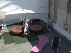 Drone Hunter - Fucking Raven on the Roof - 01/08/2015