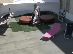 Drone Hunter - Fucking Raven on the Roof - 01/08/2015
