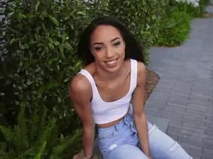 Public Pickups - Alexis Is A Tease - 04/15/2019