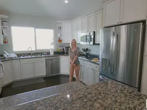 I Know That Girl - Freshly Squeezed - 05/03/2019