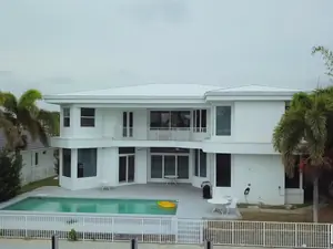 Pervs On Patrol - Peep Drone - 05/25/2019