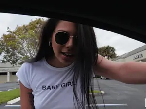 Stranded Teens - Helping Out A Latina In Need - 05/29/2019