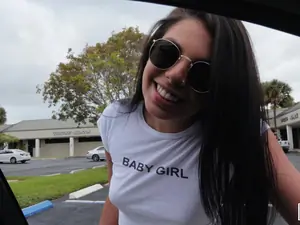 Stranded Teens - Helping Out A Latina In Need - 05/29/2019