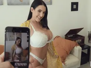 I Know That Girl - Is That Angela - 06/15/2019