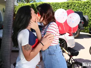Share My BF - July 4th 3rd Wheel - 07/04/2019
