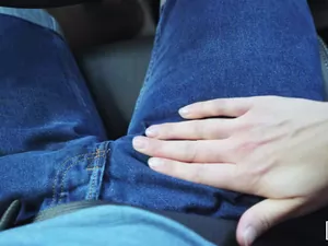 Stranded Teens - Girlfriend Gets Hers - 07/22/2019