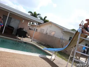 Real Slut Party - Florida Doesn't Wait For Summer - 04/19/2011