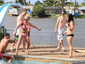 Real Slut Party - Florida Doesn't Wait For Summer - 04/19/2011