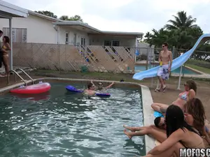 Real Slut Party - Florida Doesn't Wait For Summer - 04/19/2011