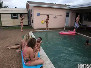 Real Slut Party - Florida Doesn't Wait For Summer - 04/19/2011