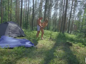 I Know That Girl - Camping with Mia - 09/04/2019
