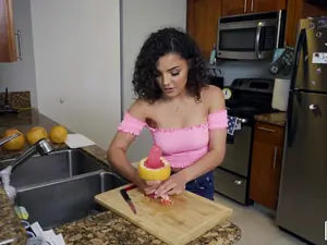 I Know That Girl - Citrus Sucking - 08/31/2019