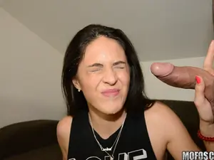 Pervs On Patrol - Yoga Babe Fucks the Voyeur - 05/07/2015