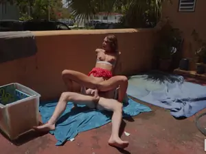 Stranded Teens - Hitchhiking For Dick - 10/05/2019