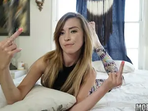 I Know That Girl - Spinner's First Sex Tape - 06/22/2015