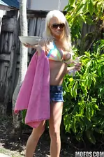 She's A Freak - Ice, Ice, Baby! - 05/12/2011