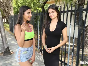 Public Pickups - Lesbian Questions - 12/11/2019
