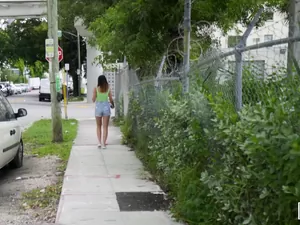 Stranded Teens - Spray Paint Fun - 12/14/2019