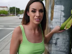 Stranded Teens - Spray Paint Fun - 12/14/2019
