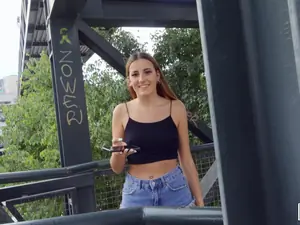 Pervs On Patrol - Twerking With Gala - 12/22/2019