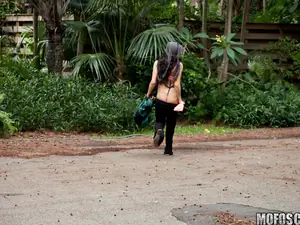 I Know That Girl - Bad Burglar Fucked Hard - 07/23/2015
