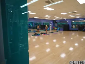 Pervs On Patrol - Sneaky Aerobics Instructor - 05/26/2011