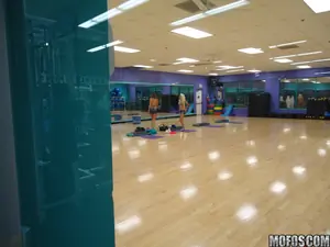 Pervs On Patrol - Sneaky Aerobics Instructor - 05/26/2011