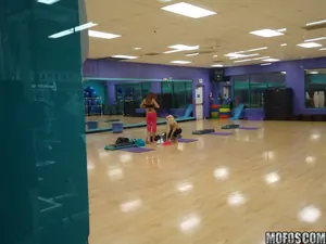 Pervs On Patrol - Sneaky Aerobics Instructor - 05/26/2011