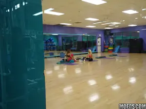 Pervs On Patrol - Sneaky Aerobics Instructor - 05/26/2011