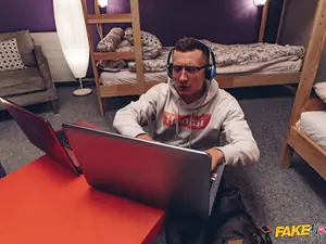 Fake Hostel - How To Let Him Know You Like Him! - 04/30/2021