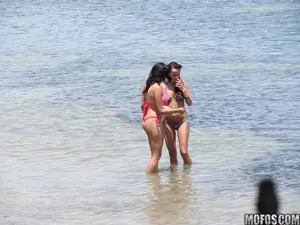 Pervs On Patrol - Peaches on the Beaches - 06/02/2011