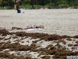 Pervs On Patrol - Tiny Blonde Fucks Hotel Employee - 09/22/2015