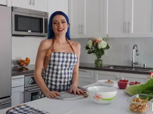 Girls Gone Pink - Jewelz Sexy Kitchen - 04/13/2020