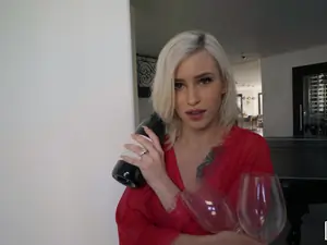 I Know That Girl - Massage Gun Trial - 04/27/2020