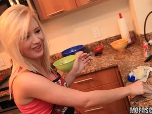 I Know That Girl - Wake, Bake and Fuckin' Shake - 06/22/2011