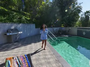 Stranded Teens - Helpful Neighbor - 06/17/2020