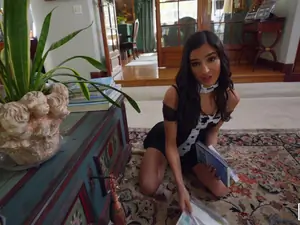 Girls Gone Pink - Maids With Dildos - 07/08/2020