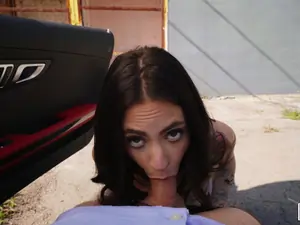 Public Pickups - Sucking Dick For A Sugar Daddy - 07/26/2020
